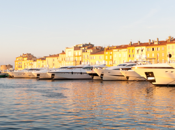 LUXURY SUPER YACHTS LINES UP IN THE HARBOUR