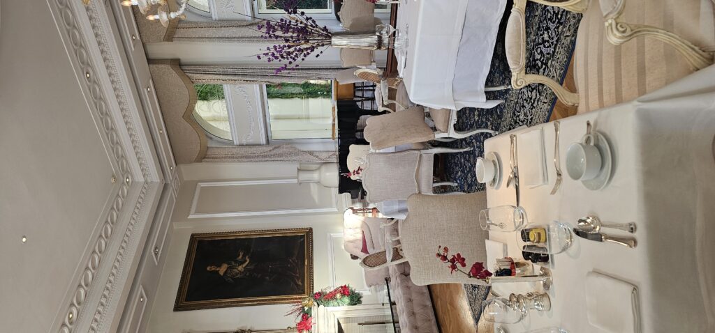 King George Hotel - the breakfast room